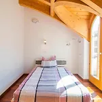 Leonardo Apartment